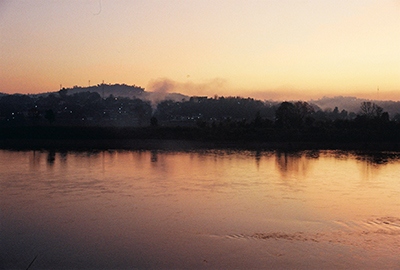 Dawn looking across the Mekong River to Huay Xai